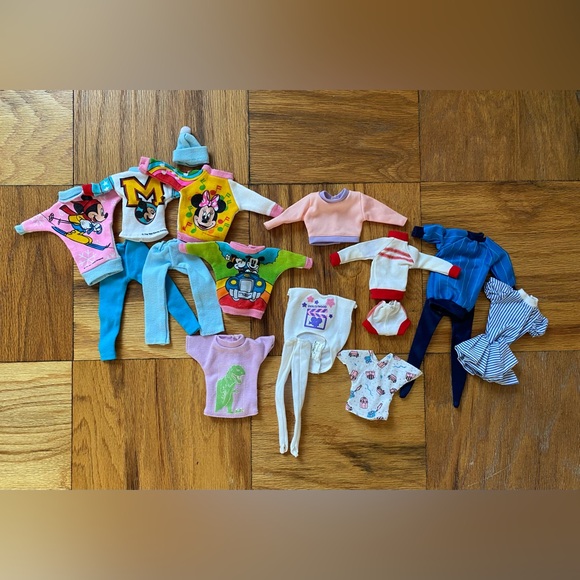 100+ Barbie Clothing Lot